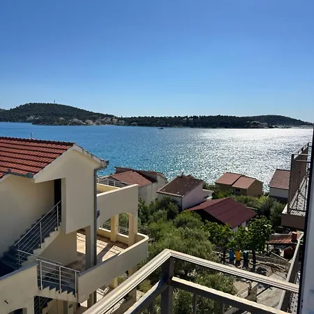Seaview Zatoglav 50m Near The Sea דירה רוגוזניצה
