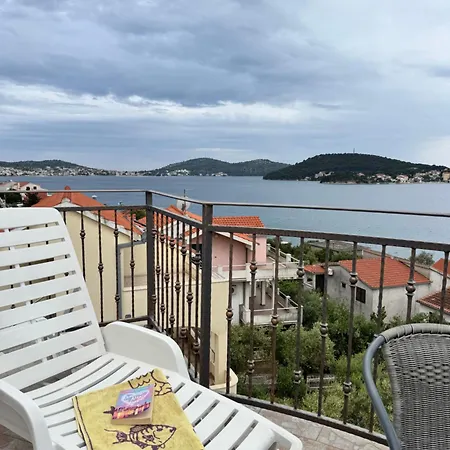 Seaview Zatoglav 50m Near The Sea