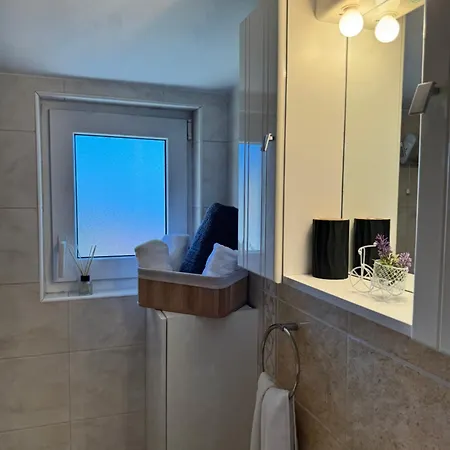 דירה Seaview Zatoglav 50m Near The Sea רוגוזניצה