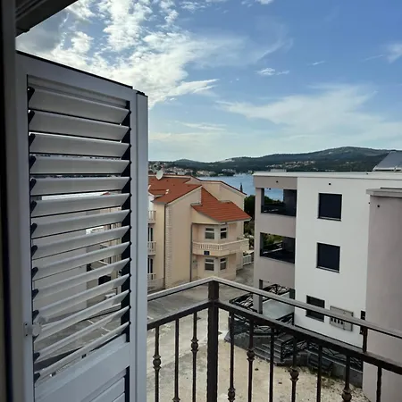 Seaview Zatoglav 50m Near The Sea דירה רוגוזניצה
