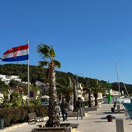 Seaview Zatoglav 50m Near The Sea רוגוזניצה
